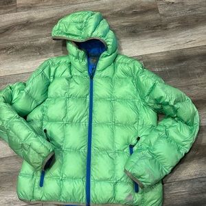 Eddie Bauer Large Womens Down coat